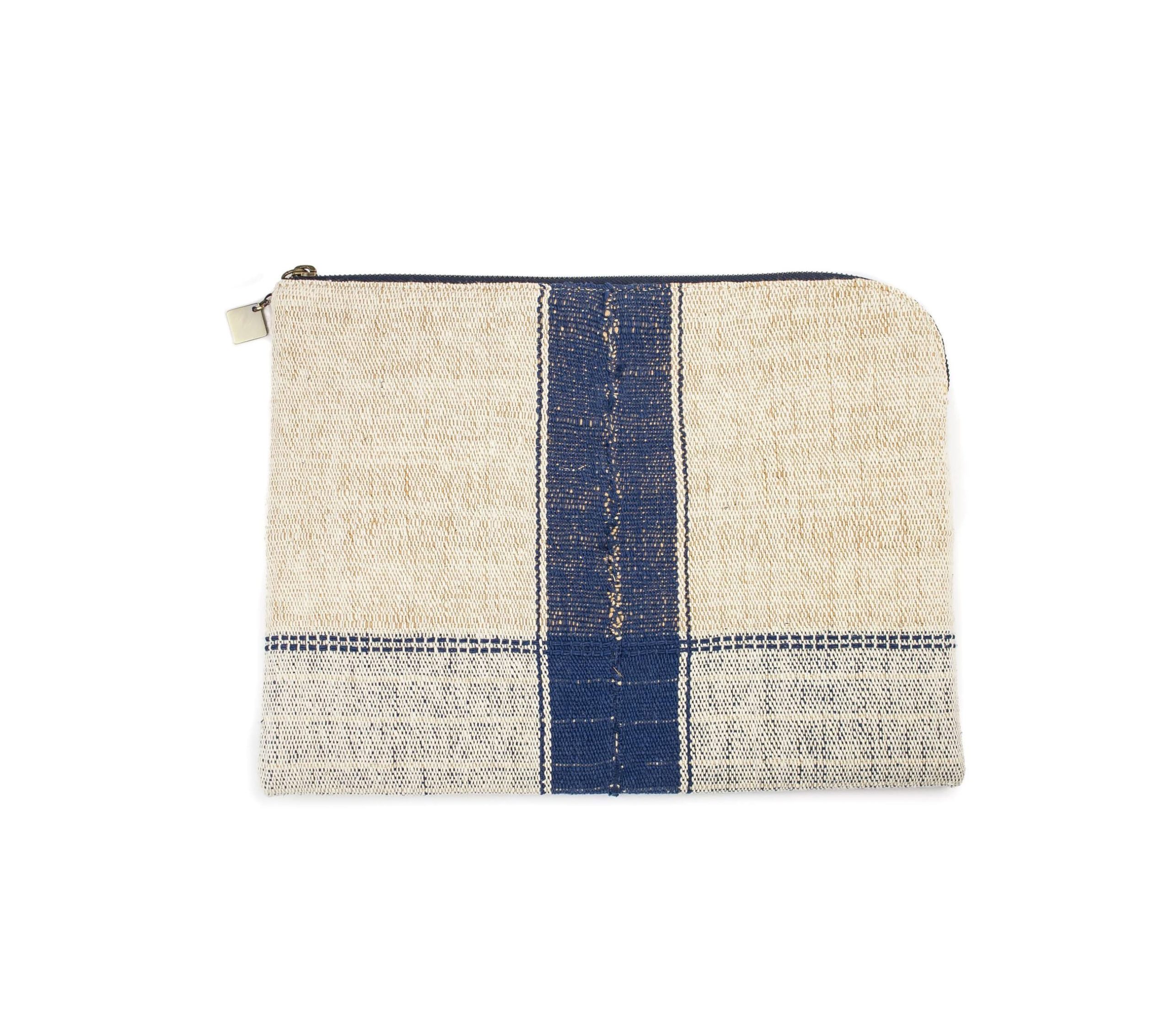 กระเป๋าคลัช Clutch ขนาด 13 นิ้ว รุ่น Rice Cycle สีน้ำเงินคราม