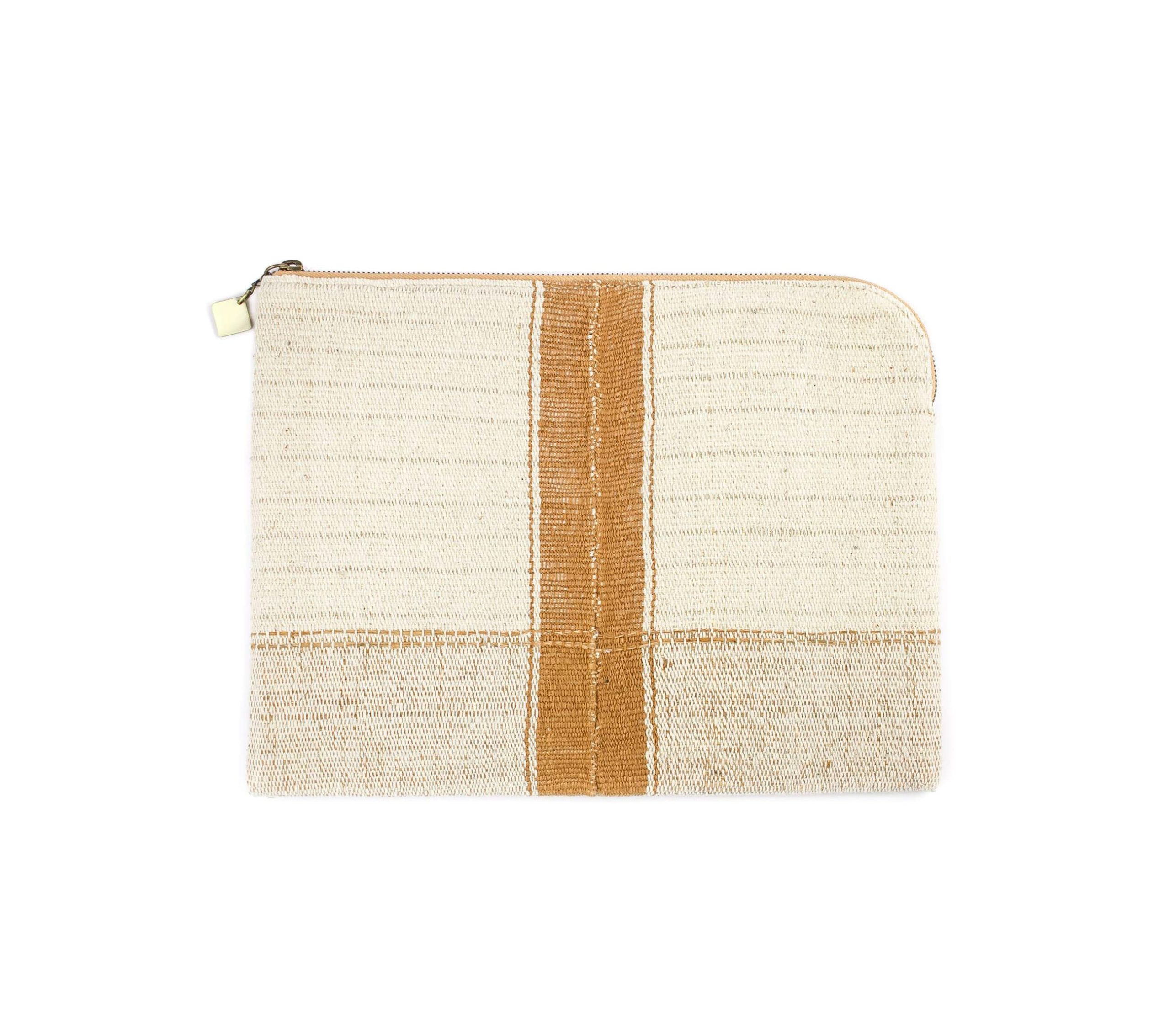 กระเป๋าคลัช Clutch ขนาด 13 นิ้ว รุ่น Rice Cycle สีน้ำตาล